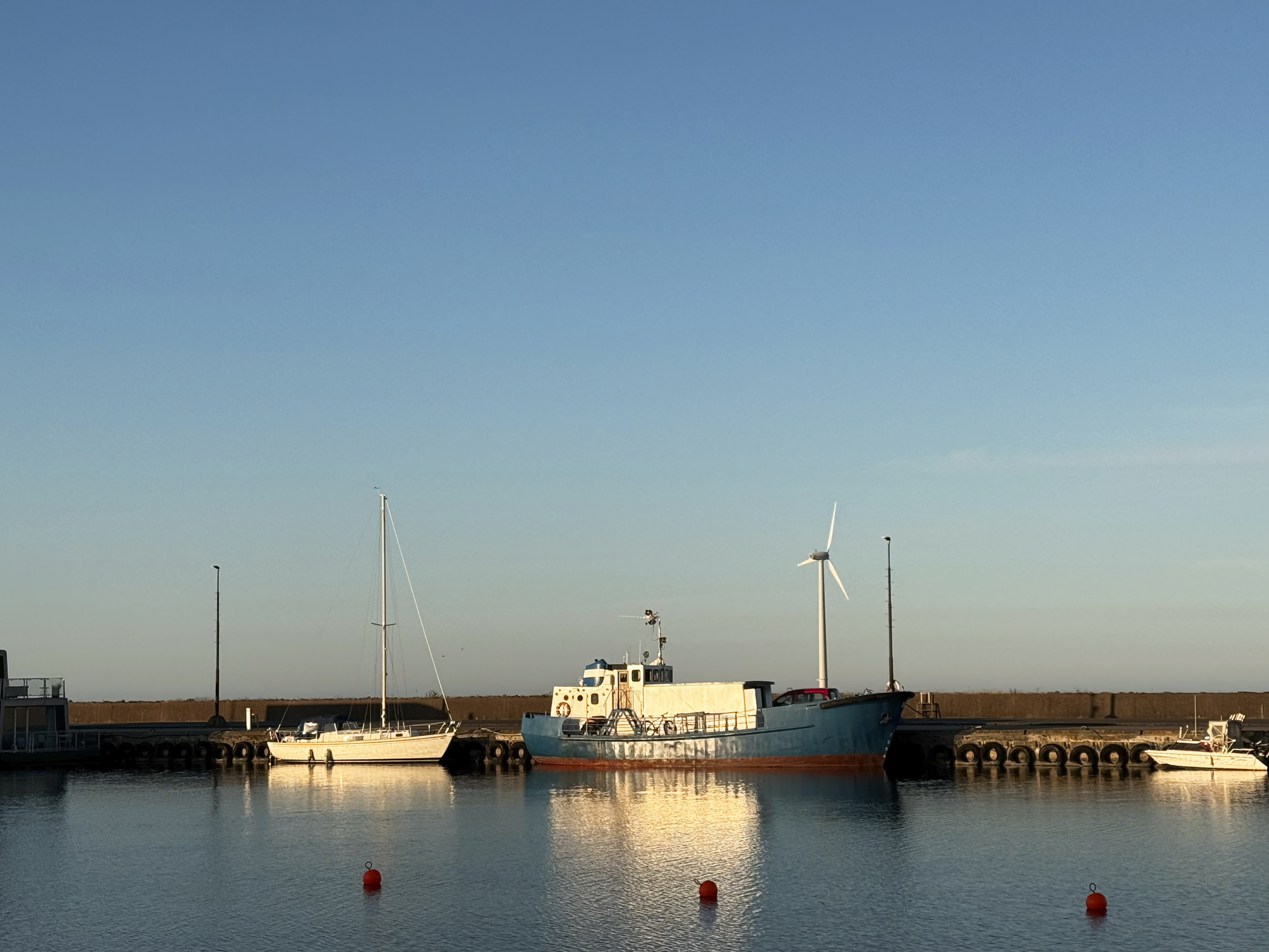 Både i Nexø havn