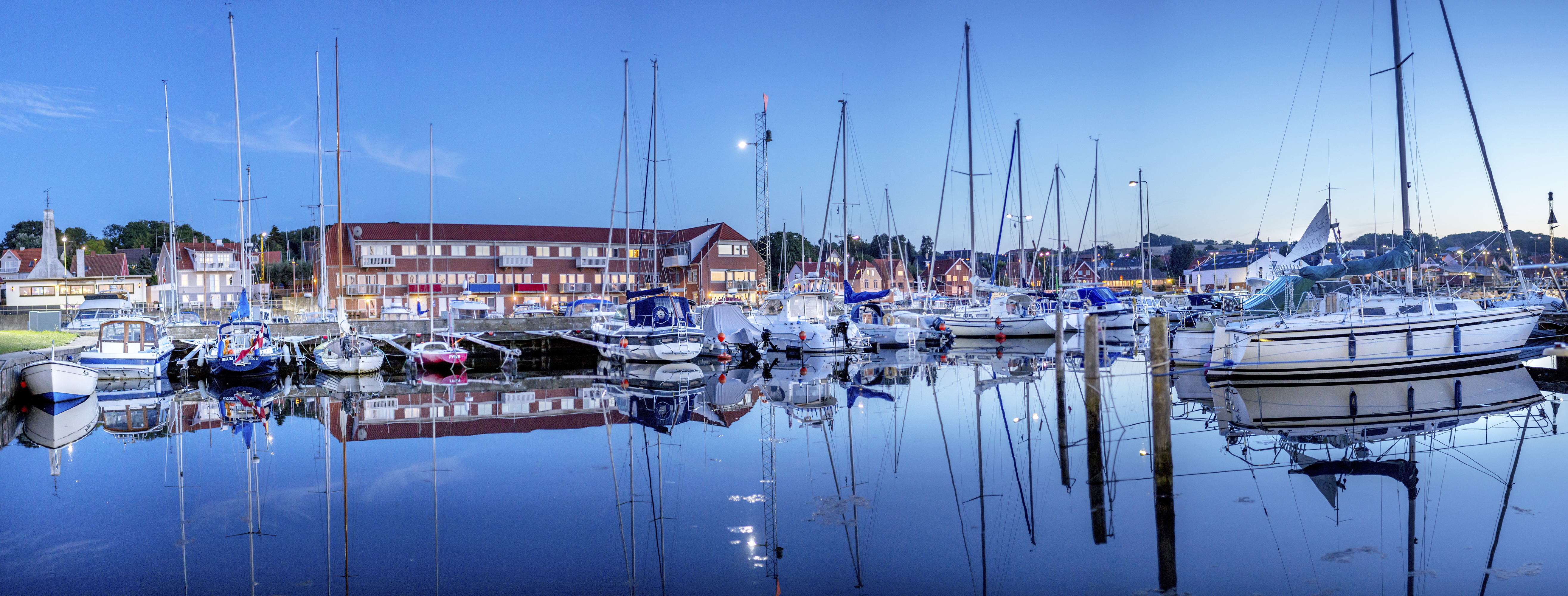 Tejn havn fra lystbådehavnen