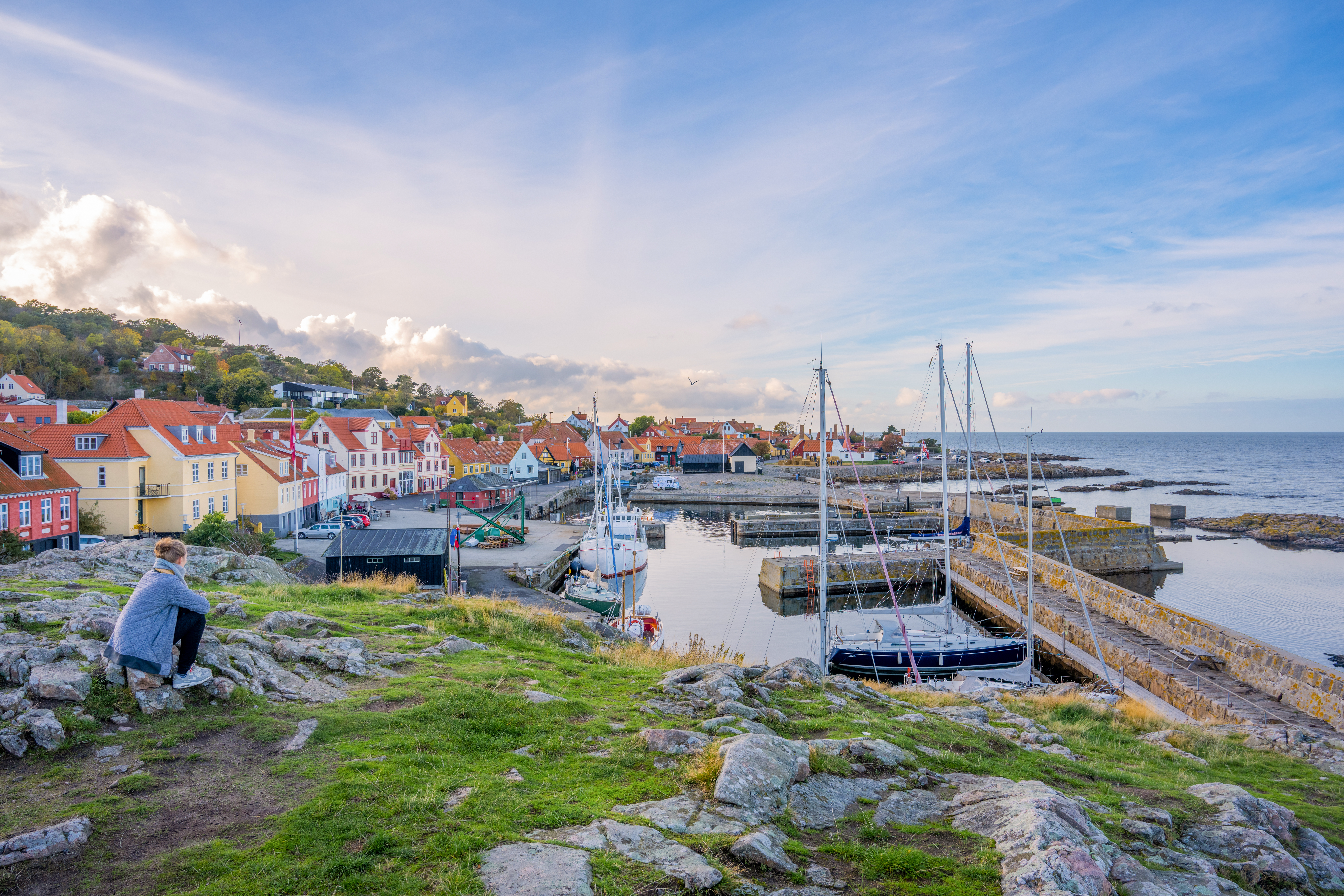 Gudhjem i forårslys