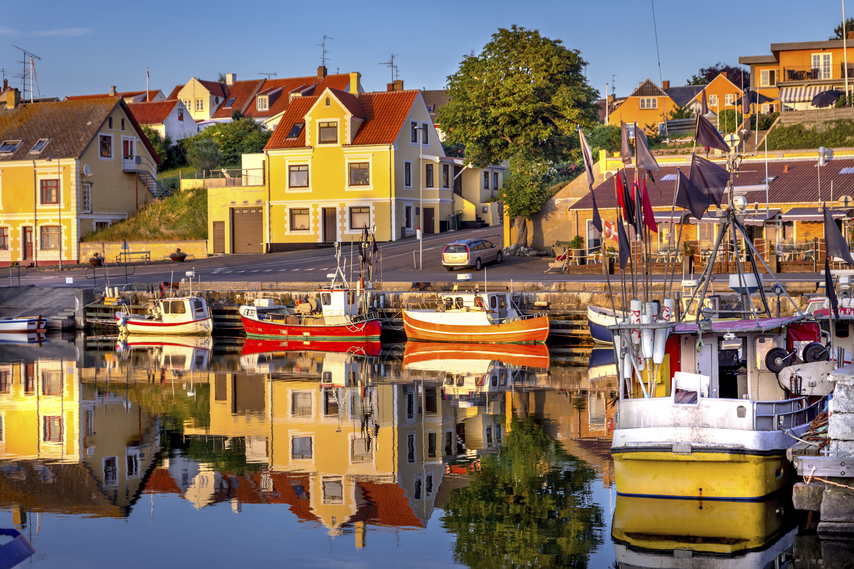 Hasle by set fra havnen