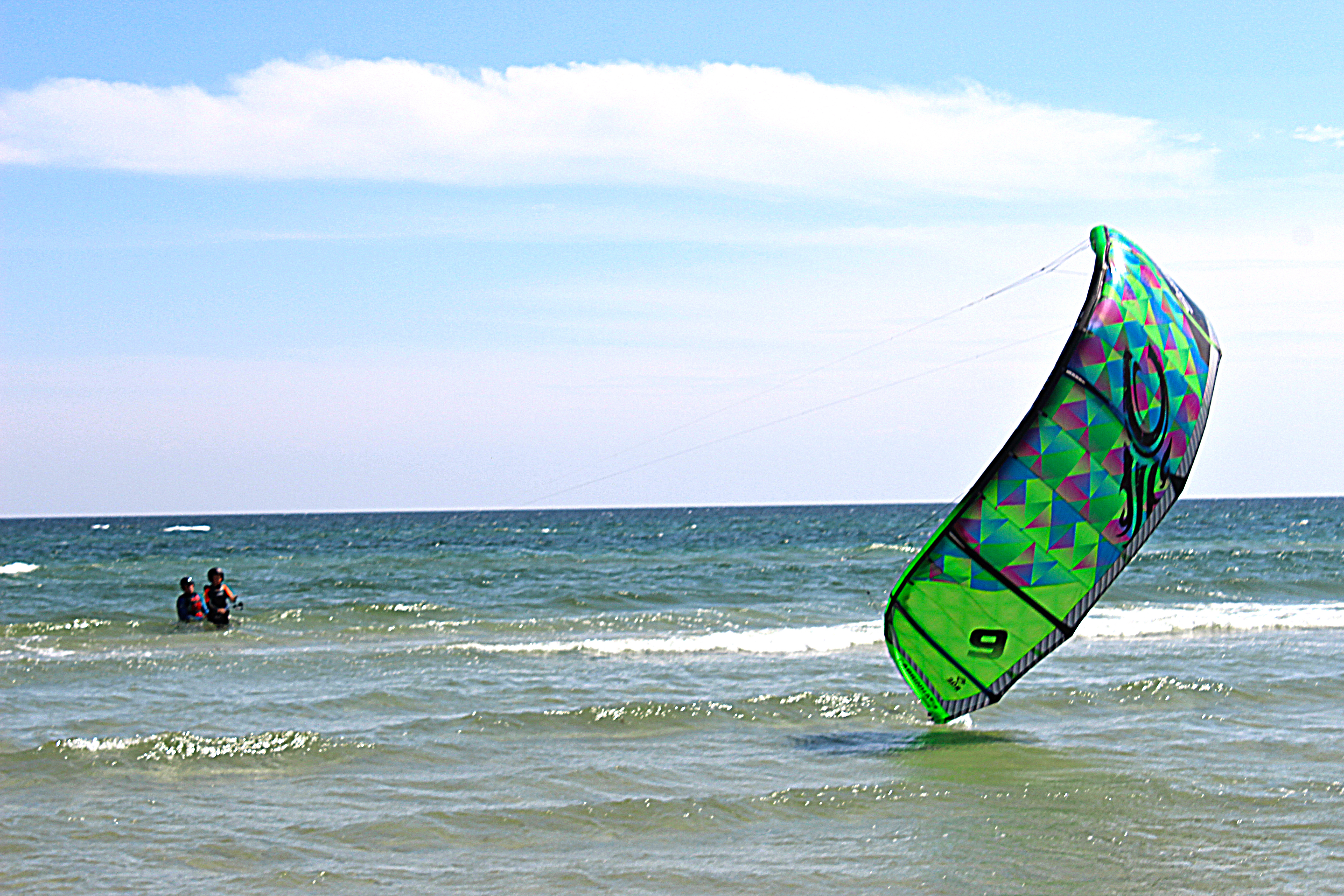 Kitesurfing